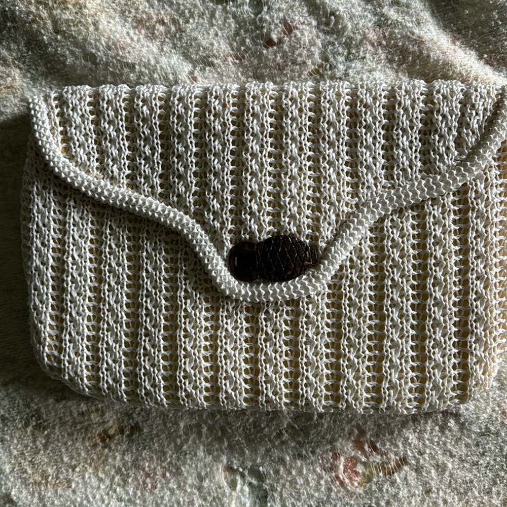 CLUTCH BAG